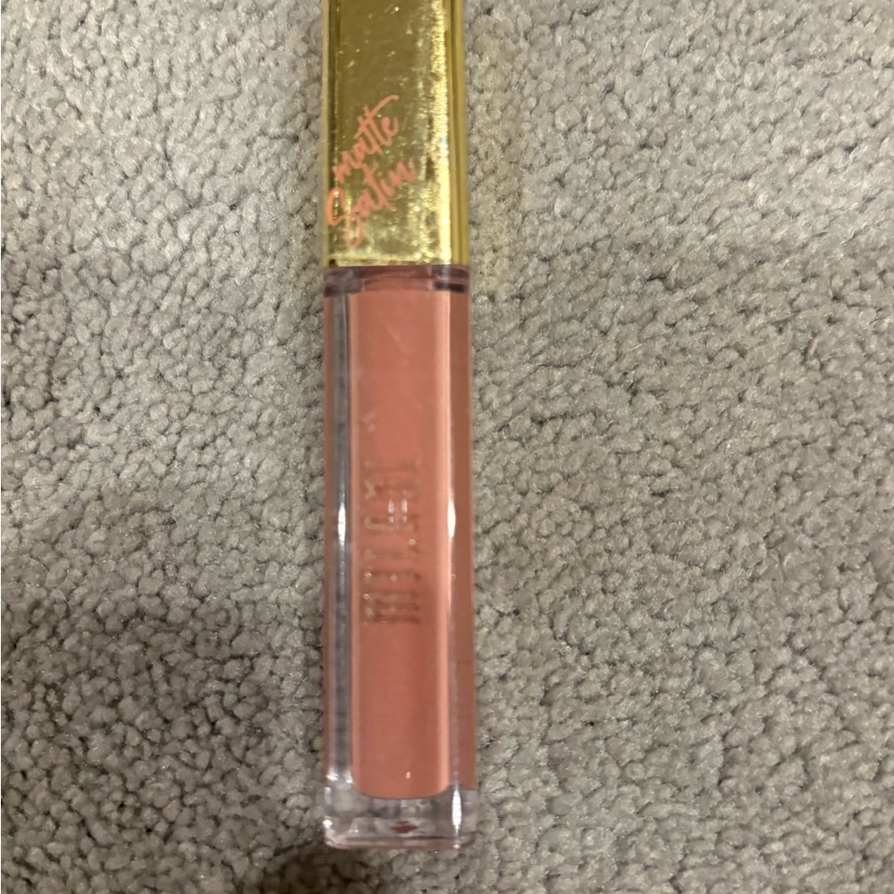 Milani Lip Gloss - Soft Peach